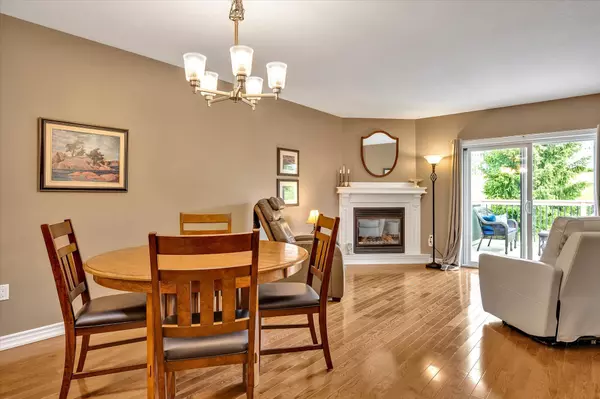 Peterborough West, ON K9J 0A9,141 Village CRES