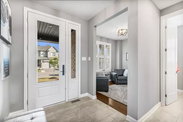 Manotick - Kars - Rideau Twp And Area, ON K4M 0N2,710 Coast CIR