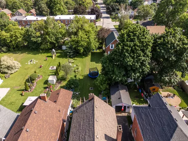 Owen Sound, ON N4K 3X3,471 13th A ST W
