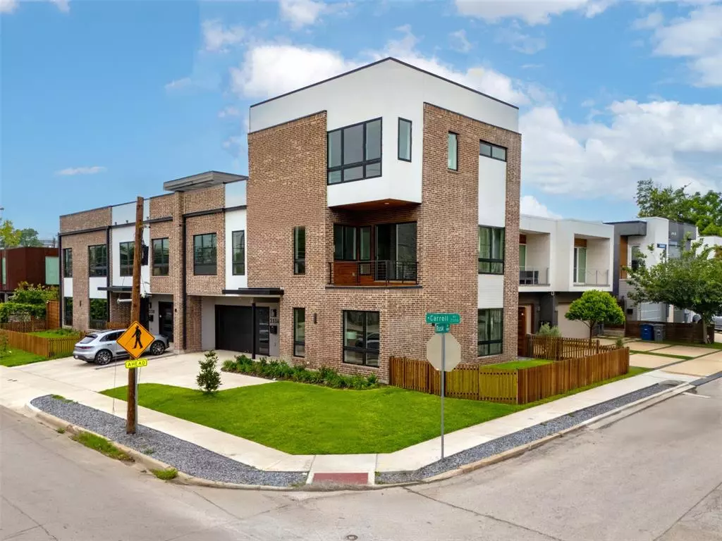 Dallas, TX 75204,2336 N Carroll Avenue