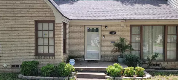 Fort Worth, TX 76111,1129 N Riverside Drive