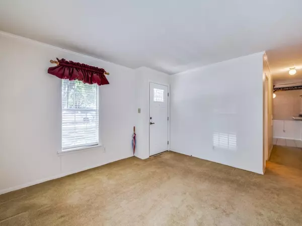 Arlington, TX 76011,1405 Pikeview Terrace