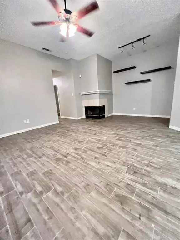 Lewisville, TX 75067,943 Azalia Drive