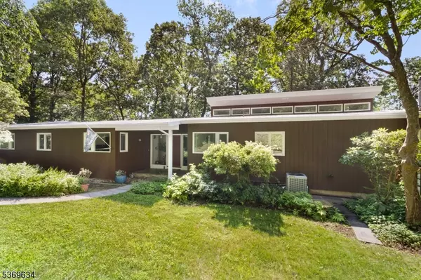 27 Skyline Dr, Morris Twp., NJ 07960
