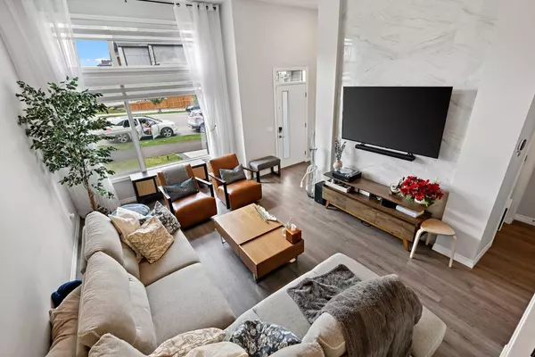 Calgary, AB T3P 1W5,76 Ambleton ST NW