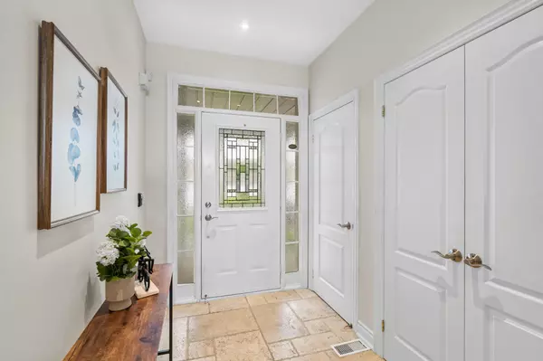 Pickering, ON L1W 1A2,1295 Wharf ST #30