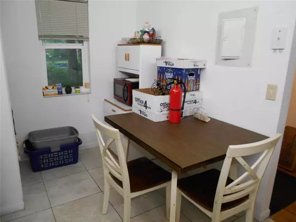 Coral Springs, FL 33065,11620 NW 28th St #11620