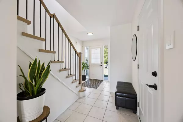 East Gwillimbury, ON L0G 1M0,109 Hammill HTS