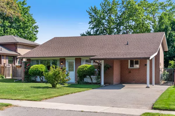1610 Hobbs CRES, Mississauga, ON L5J 3R9