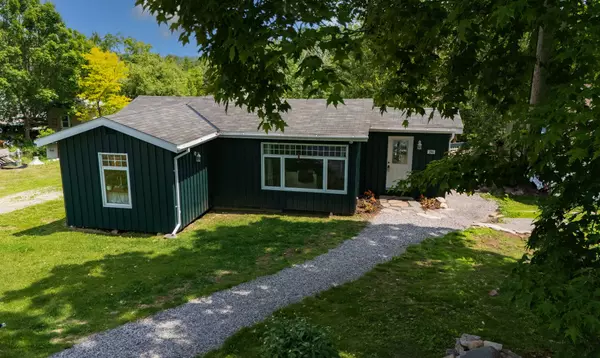 Georgian Bay, ON P0C 1H0,296 High ST