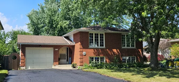 London South, ON N6J 4B6,91 Four Oaks CRES
