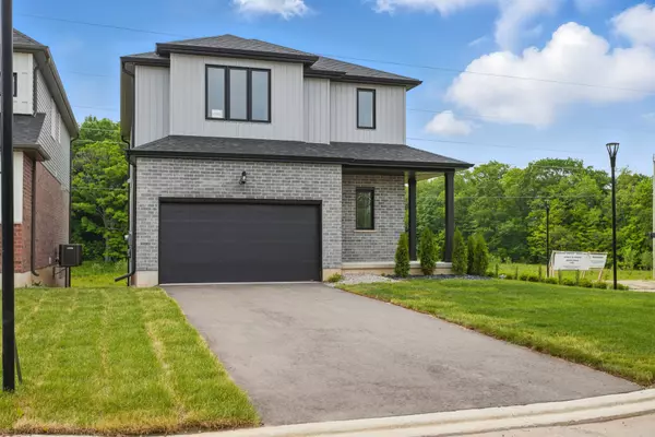 2683 BOBOLINK LN, London South, ON N6M 0J9