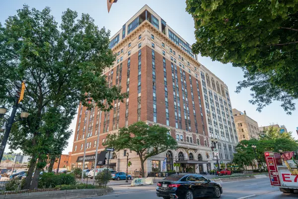 Hamilton, ON L8N 1A8,112 King ST E #705