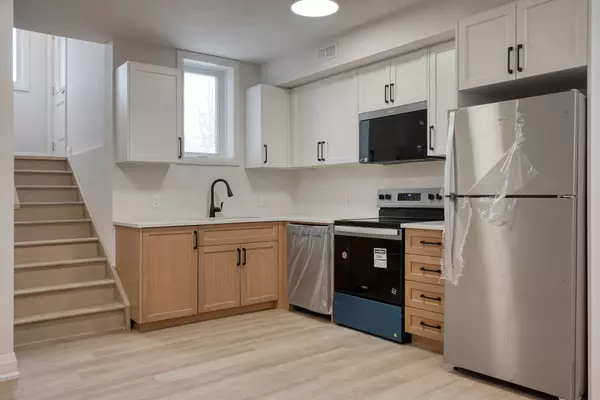 800 Myers RD #103, Cambridge, ON N1R 5S2