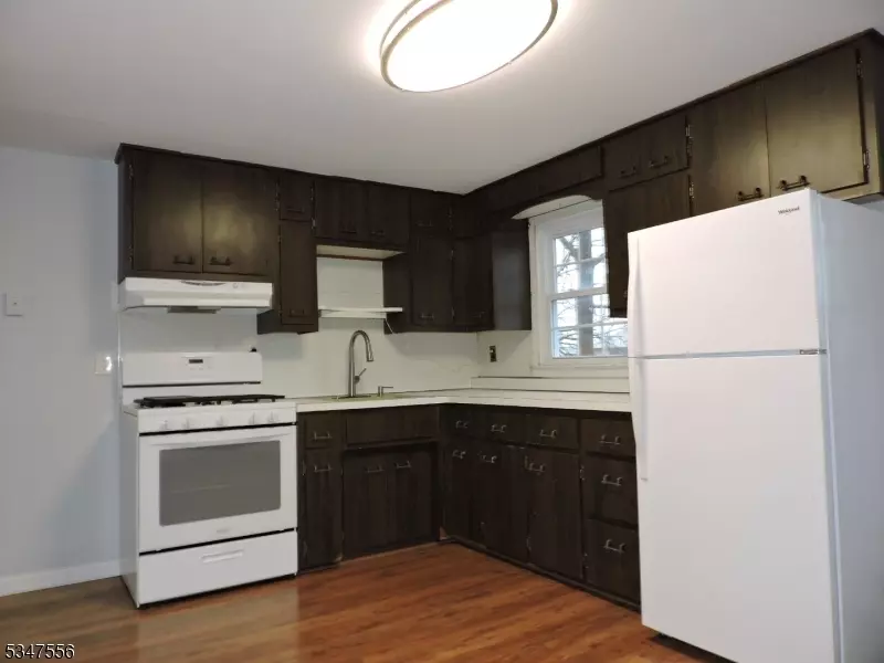 196 Plainfield Ave, Edison Twp., NJ 08817