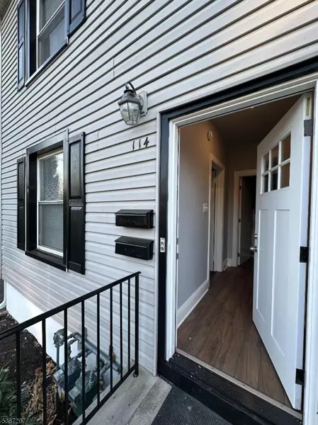 114 Park Street, Unit 1 #1, Westfield Town, NJ 07090