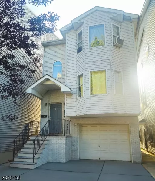 447 S 18Th St #1, Newark City, NJ 07103