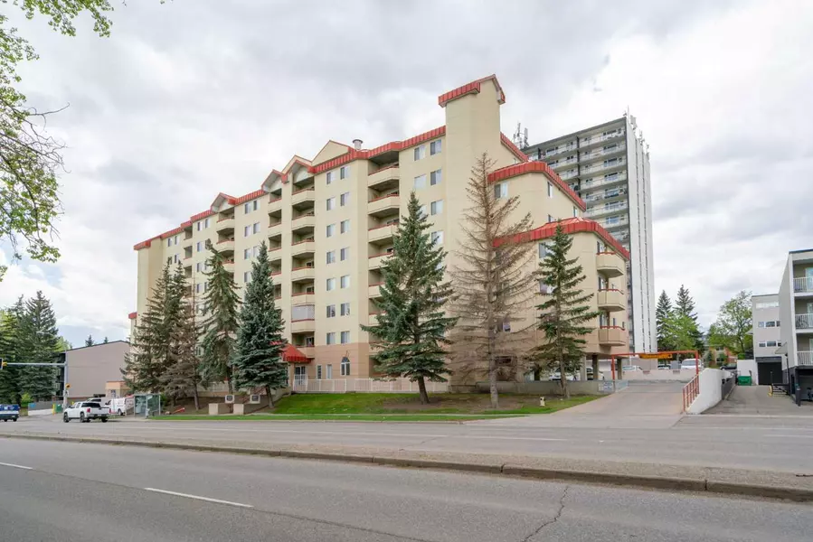 2011 University DR Northwest #103, Calgary, AB T2N 4T4
