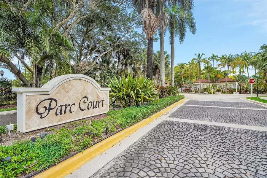 9312 NW 9th Pl, Plantation, FL 33324