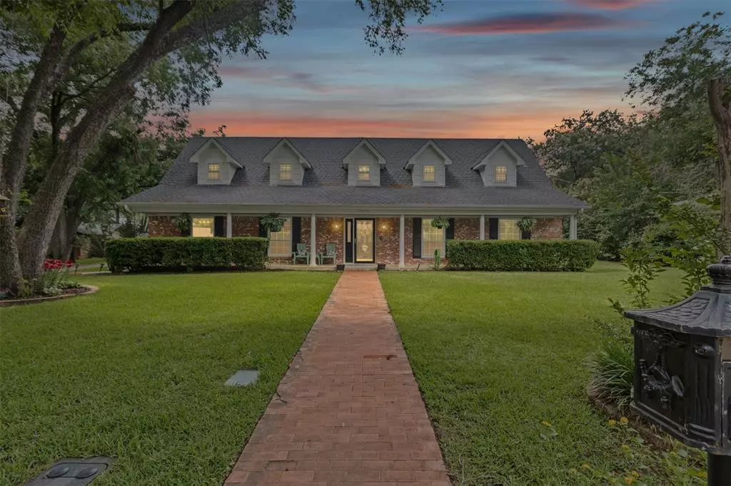 Euless, TX 76039,209 Shenandoah Drive