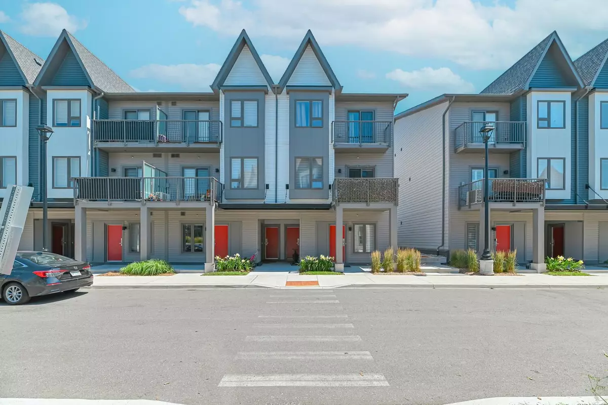 Pickering, ON L1P 2V8,2635 William Jackson DR #723
