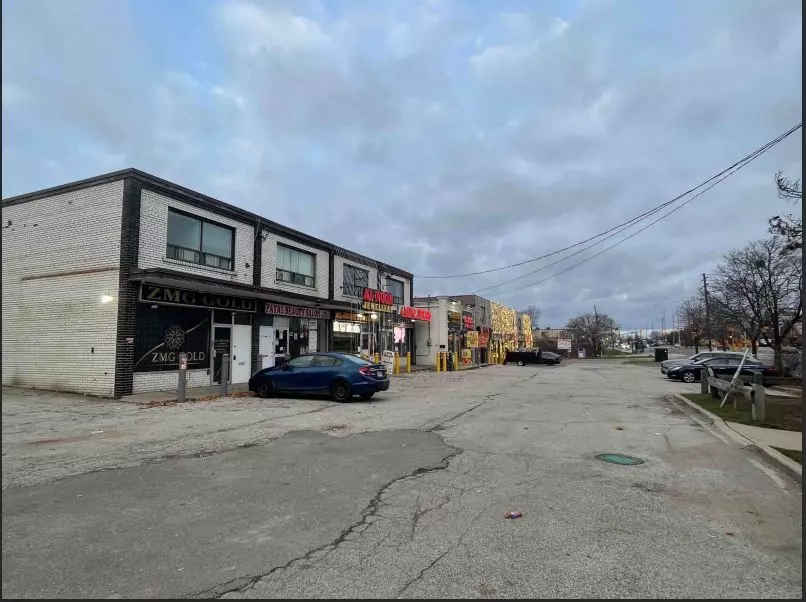 Mississauga, ON L4T 2G8,7066 Airport RD