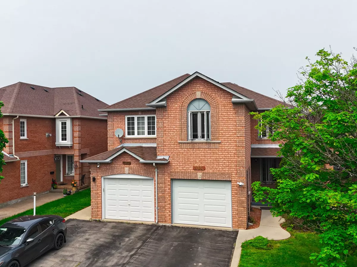 Mississauga, ON L5N 7H4,7031 Graydon CT