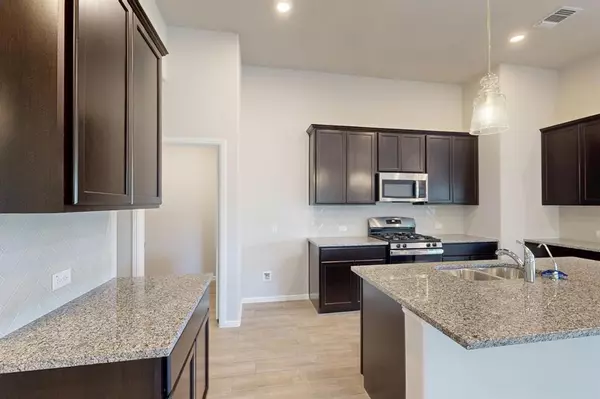 Denton, TX 76208,3417 Goshawk Drive