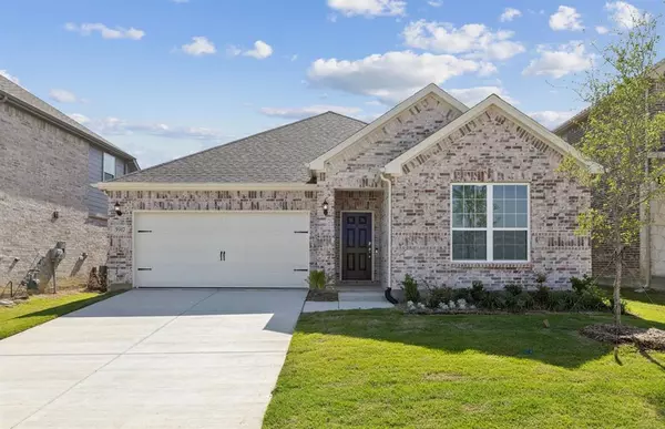 5917 Mayer Avenue, Pilot Point, TX 76258