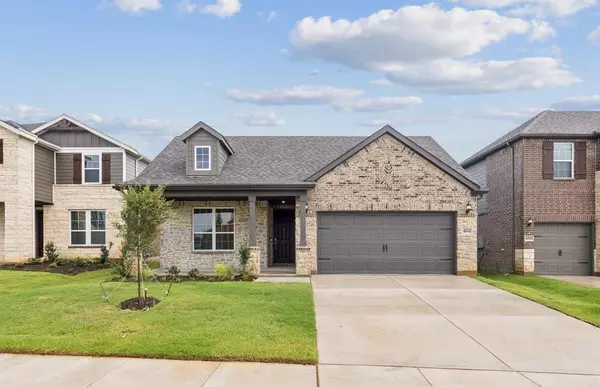 464 Avian Way, Godley, TX 76044
