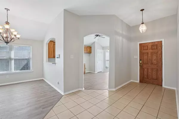 Burleson, TX 76028,1024 Tyler James Drive