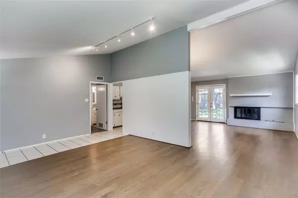 Richardson, TX 75080,908 WARFIELD Way