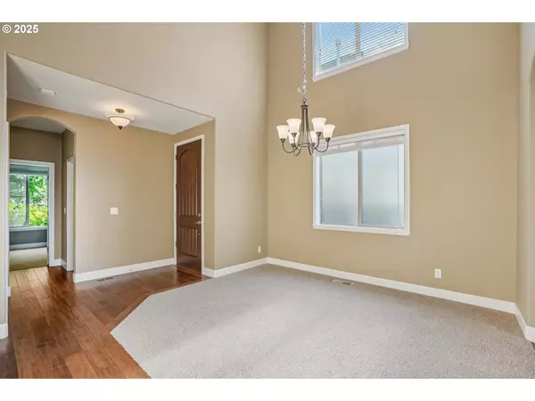 Portland, OR 97229,16822 NW VETTER DR