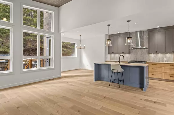 Canmore, AB T1W 2M4,249A Three Sisters DR