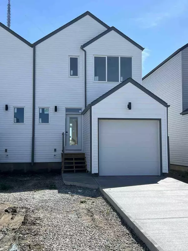 Lethbridge, AB T1H7H7,681 Blackwolf BLVD N