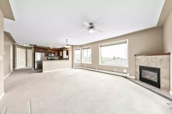Calgary, AB T3G 5K7,369 Rocky Vista PARK NW #227