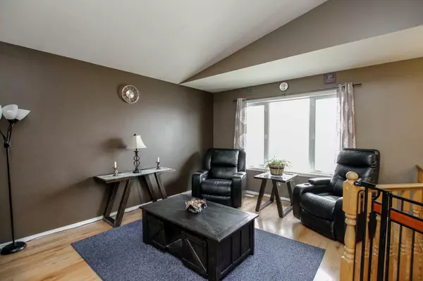 Blackfalds, AB T0M 0J0,89 Sunridge AVE