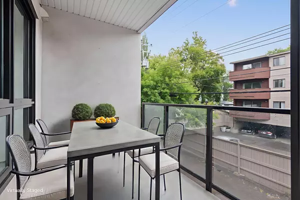 Calgary, AB T2E3W9,811 5 ST NE #207