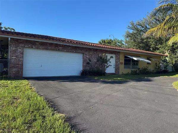 Plantation, FL 33317,5691 SW 1st St