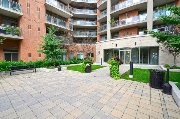 Vaughan, ON L4L 0C6,281 Woodbridge AVE #A32