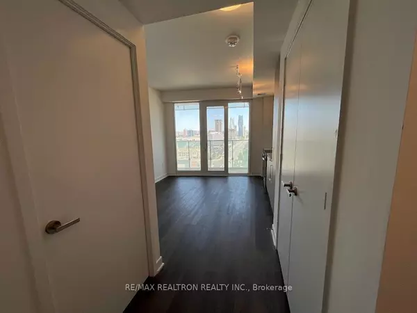 Mississauga, ON L5B 0M3,3900 Confederation Pkwy #1510