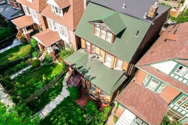 Toronto W01, ON M6K 2E9,31 Tyndall AVE #301