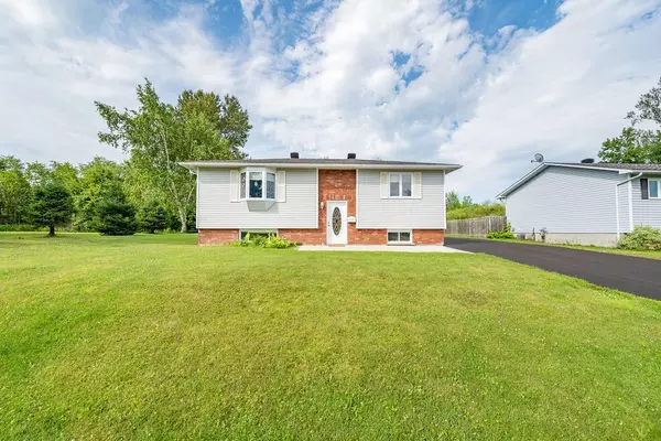 Pembroke, ON K8A 7X1,1108 Boundary RD