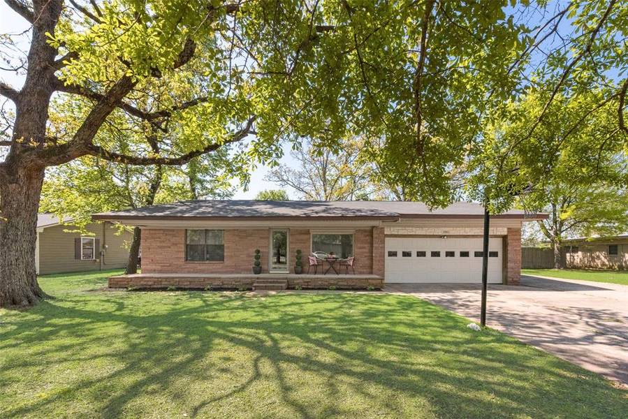 1781 Lazy U Drive, Canton, TX 75103