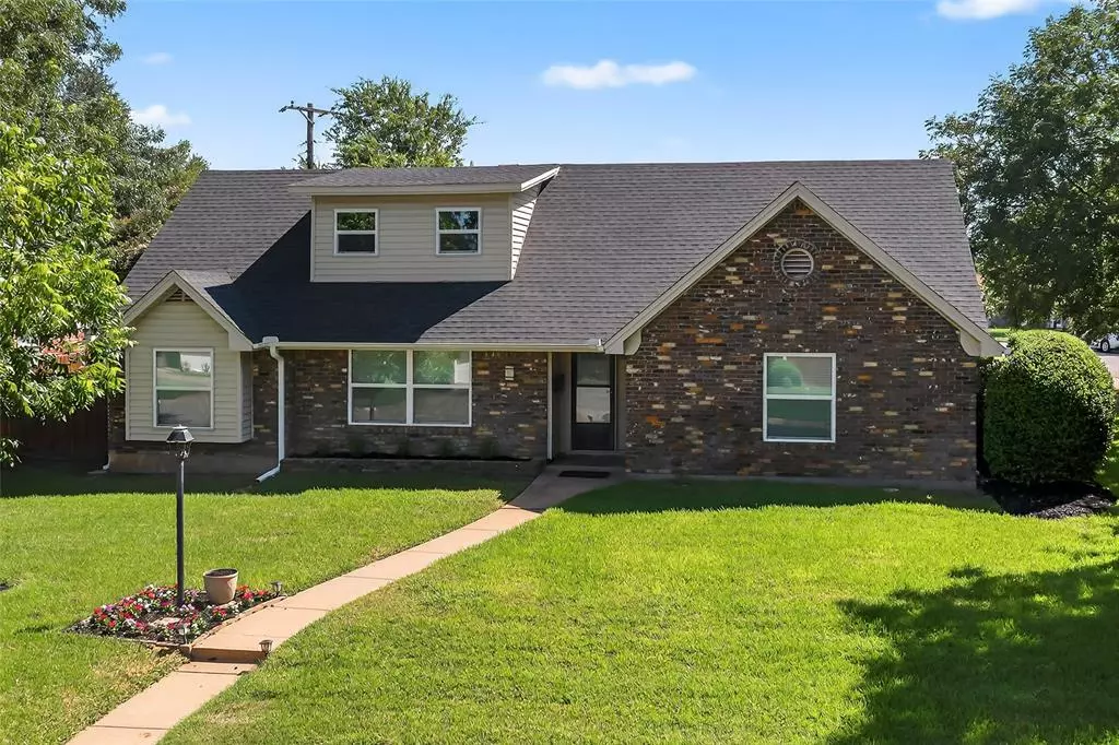 Fort Worth, TX 76103,921 Blue Lake Drive