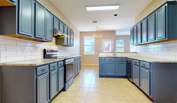 Saginaw, TX 76131,1085 Harriman Drive