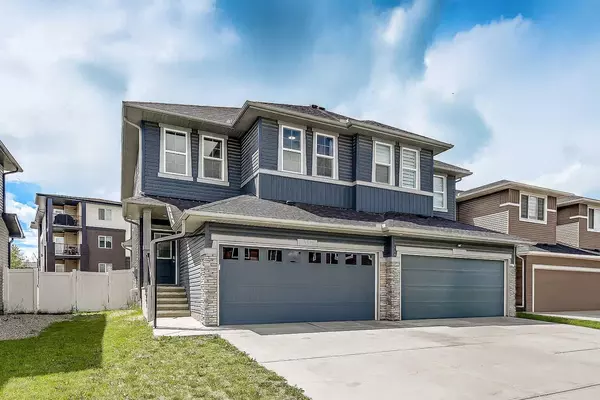 33 Evansfield Gate Northwest, Calgary, AB T3P1V8