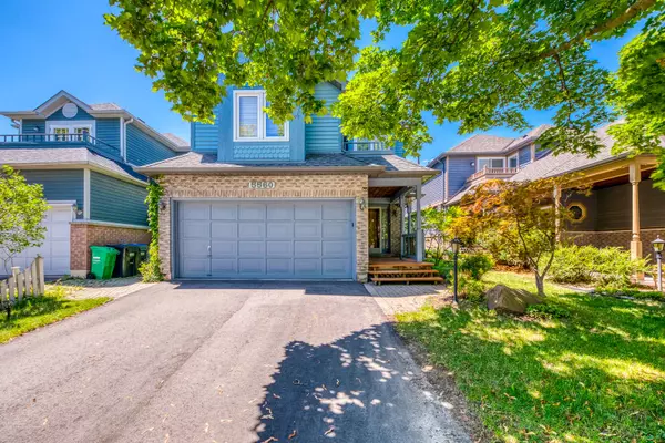 5560 Middlebury DR, Mississauga, ON L5M 5G8