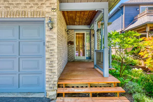 Mississauga, ON L5M 5G8,5560 Middlebury DR