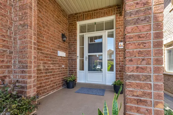 Mississauga, ON L5M 0G8,3287 Sunlight ST